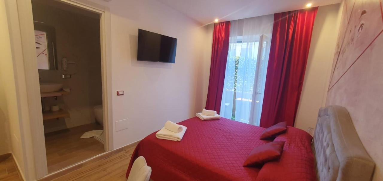 Prisco House Bed & Breakfast Рим Екстериор снимка